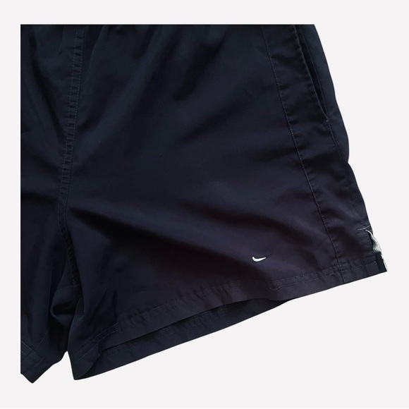 Nike athletic sports activewear shorts S(4-6) black pockets split hem logo - Picture 2 of 13